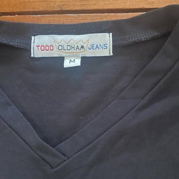 Todd Oldham Black Performance V Neck Shirt - Picture 3 of 6